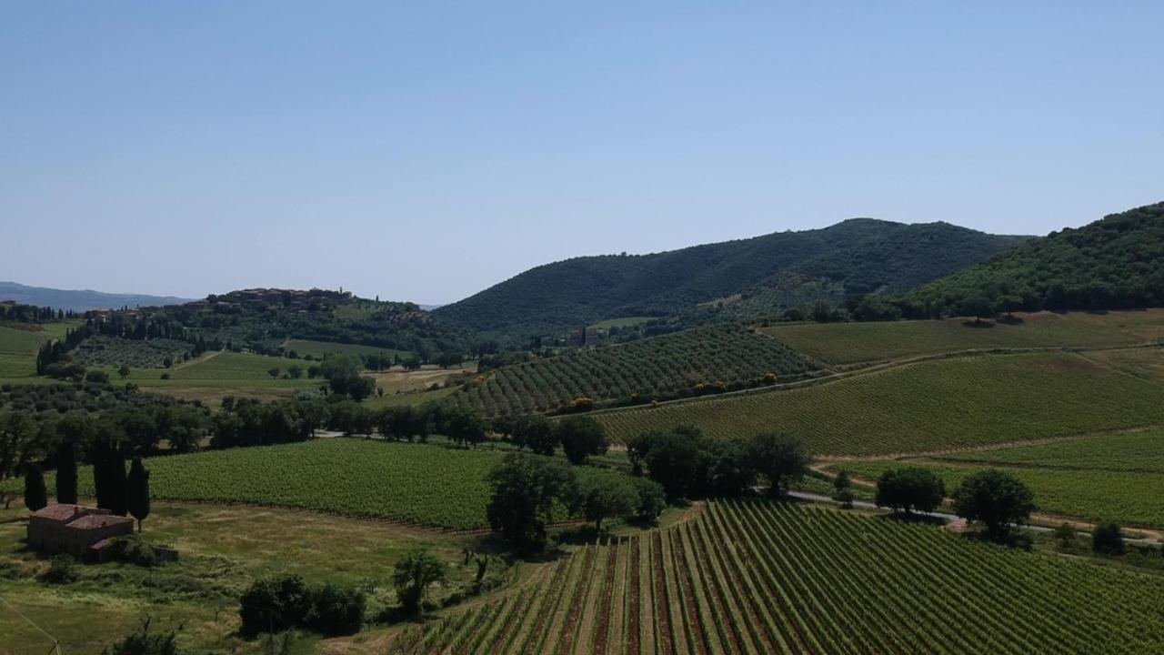 La Poderina Appartamenti Castelnuovo dell'Abate Bagian luar foto